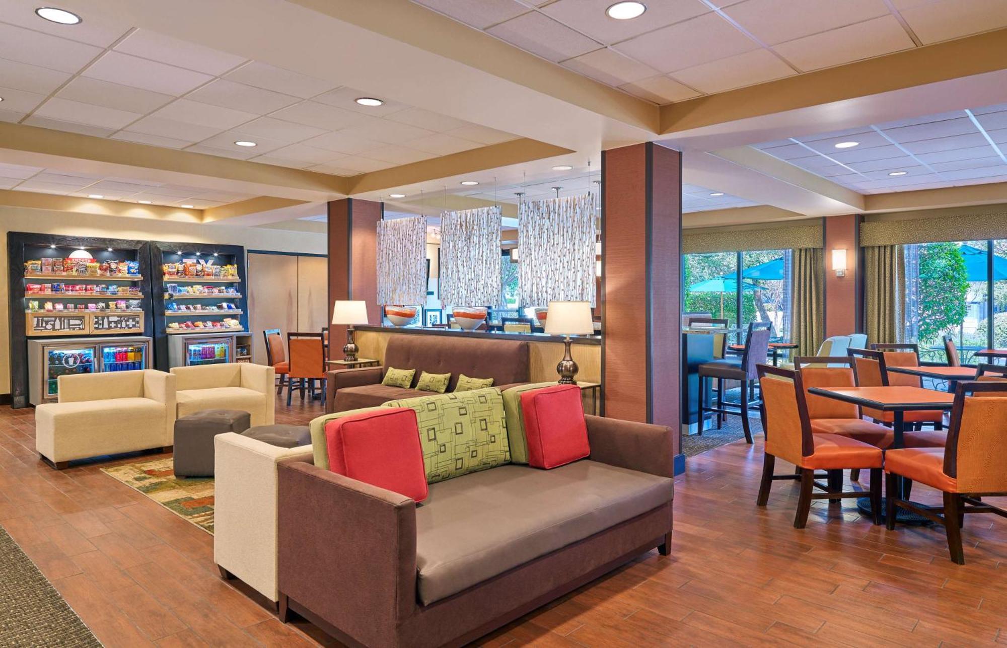 Hampton Inn San Antonio Stone Oak מראה חיצוני תמונה
