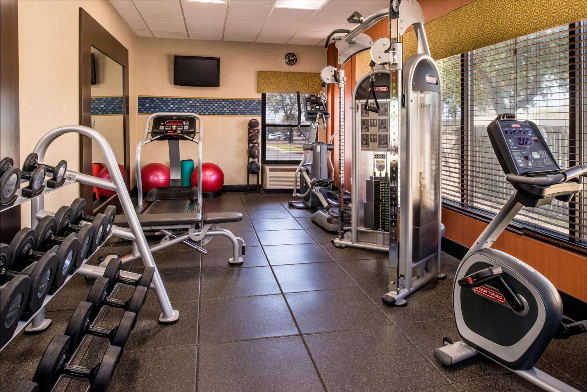Hampton Inn San Antonio Stone Oak מראה חיצוני תמונה