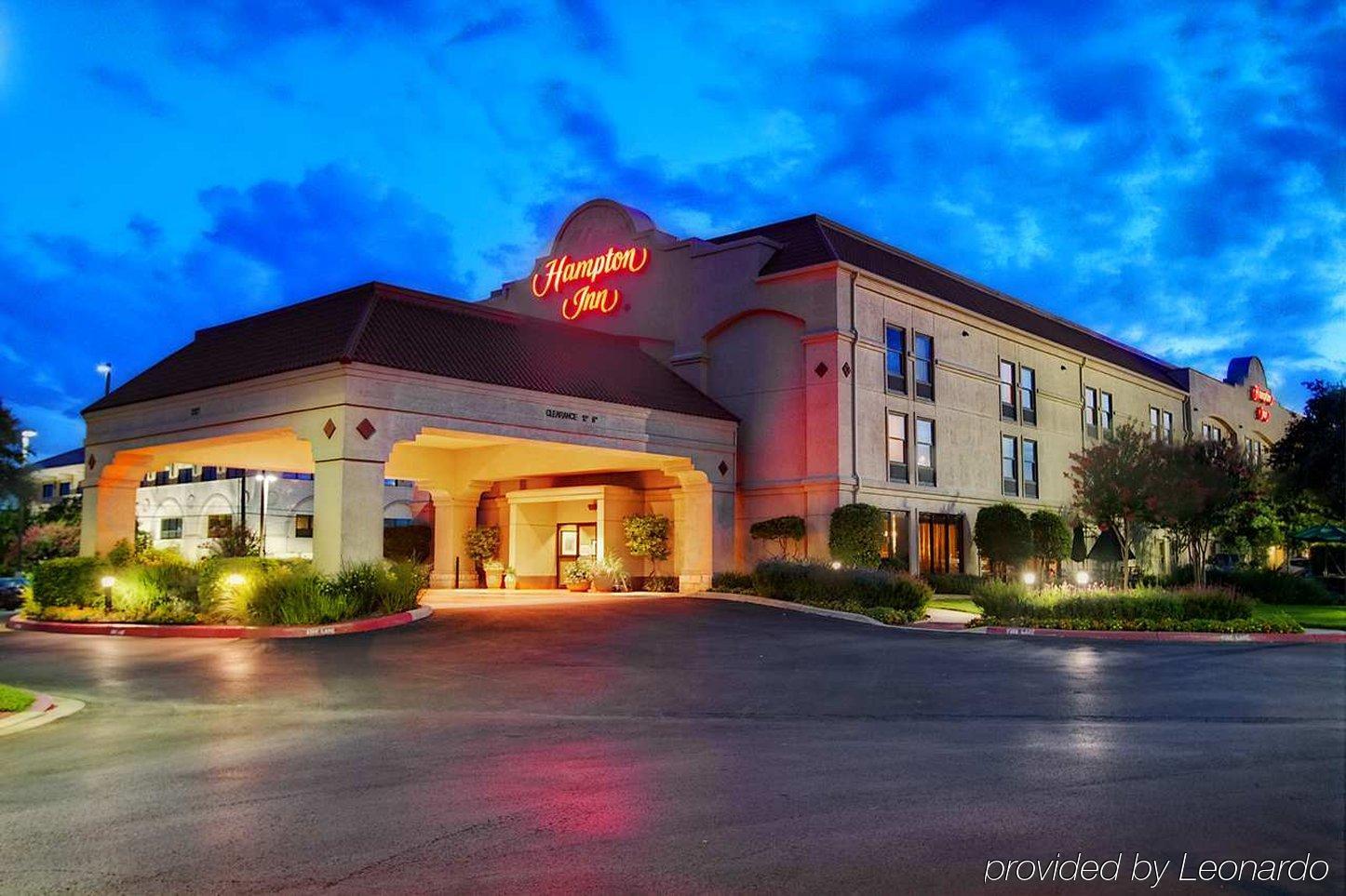 Hampton Inn San Antonio Stone Oak מראה חיצוני תמונה