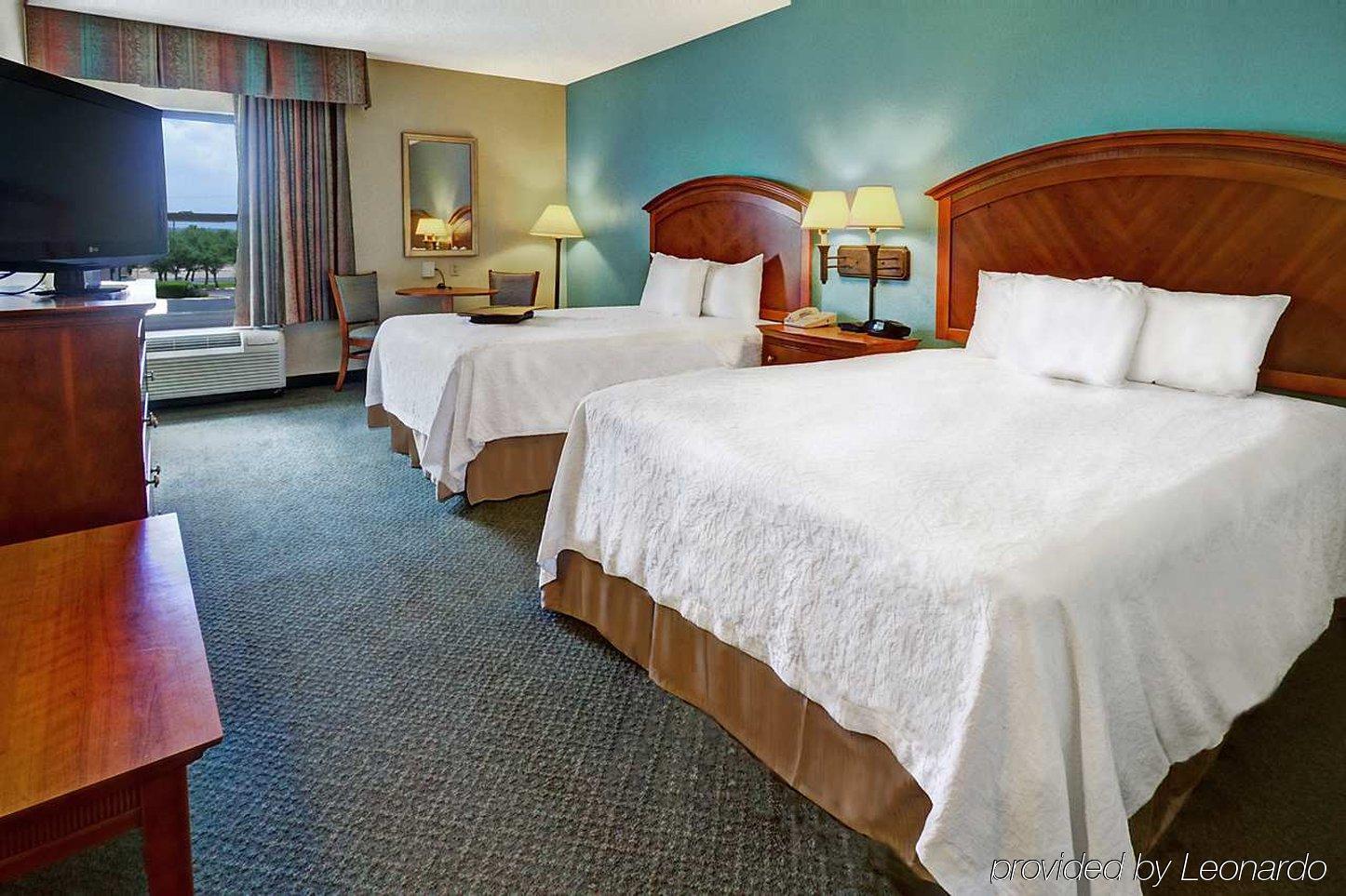 Hampton Inn San Antonio Stone Oak מראה חיצוני תמונה