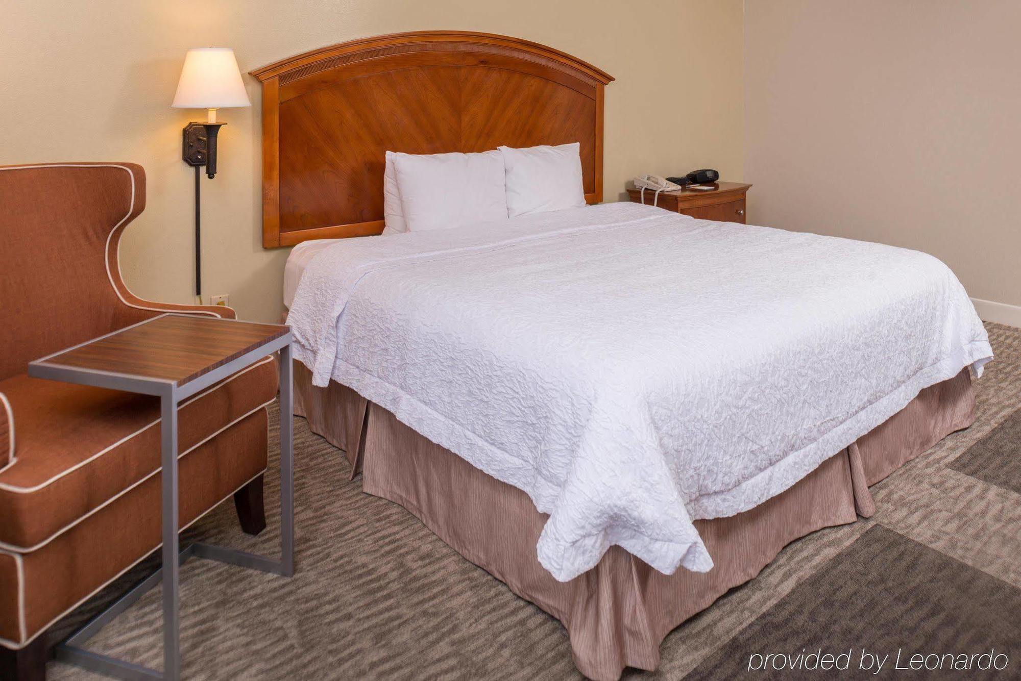 Hampton Inn San Antonio Stone Oak מראה חיצוני תמונה