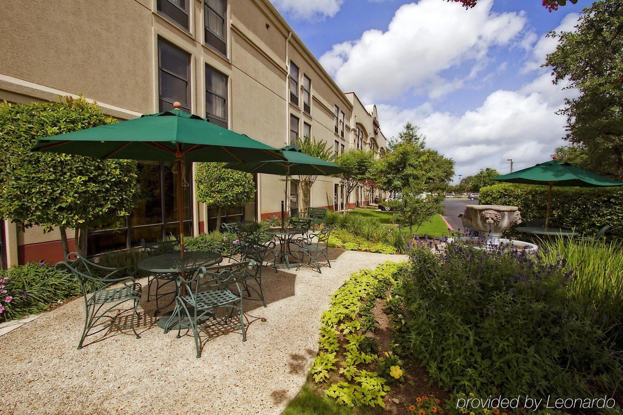Hampton Inn San Antonio Stone Oak מראה חיצוני תמונה